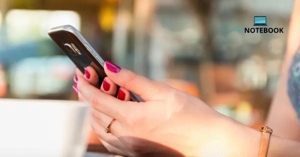 como transmitir a tela do celular para o notebook